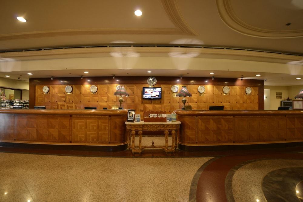 Grand Regal Hotel Davao Exterior photo