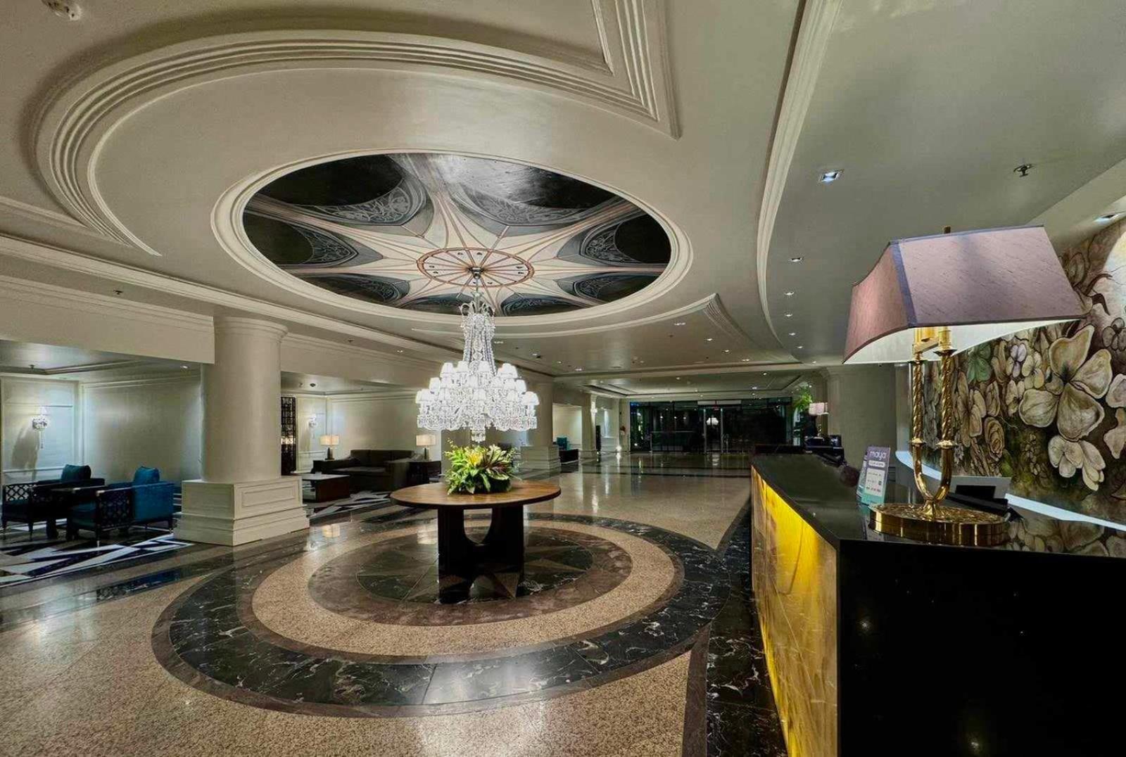 Grand Regal Hotel Davao Exterior photo